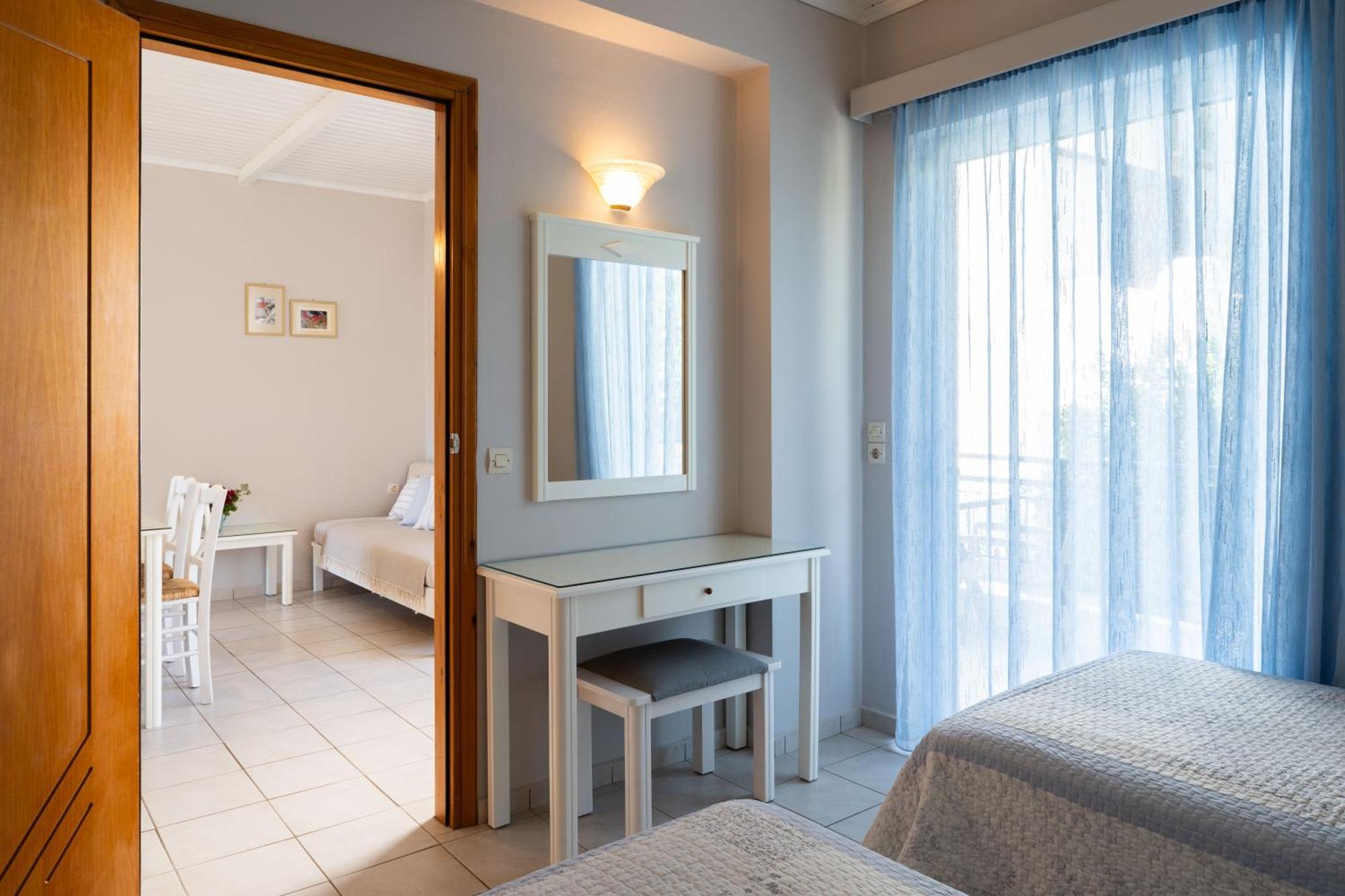 Medousa Studio & Apartments Plakias Extérieur photo