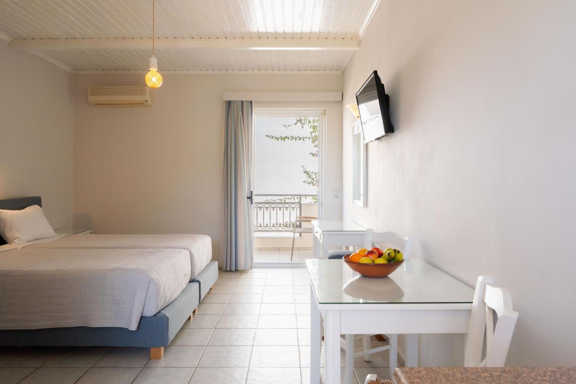 Medousa Studio & Apartments Plakias Extérieur photo