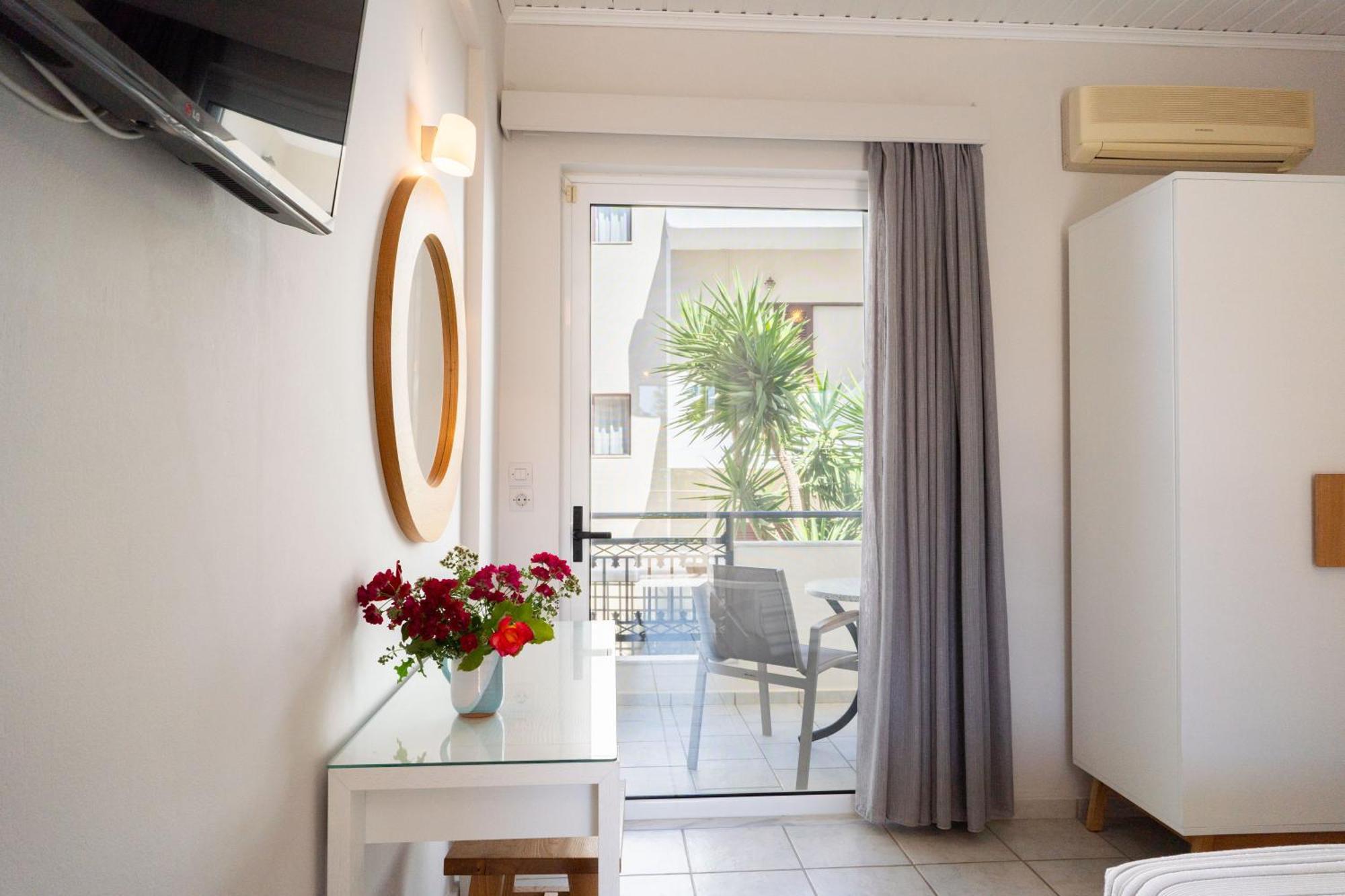 Medousa Studio & Apartments Plakias Extérieur photo
