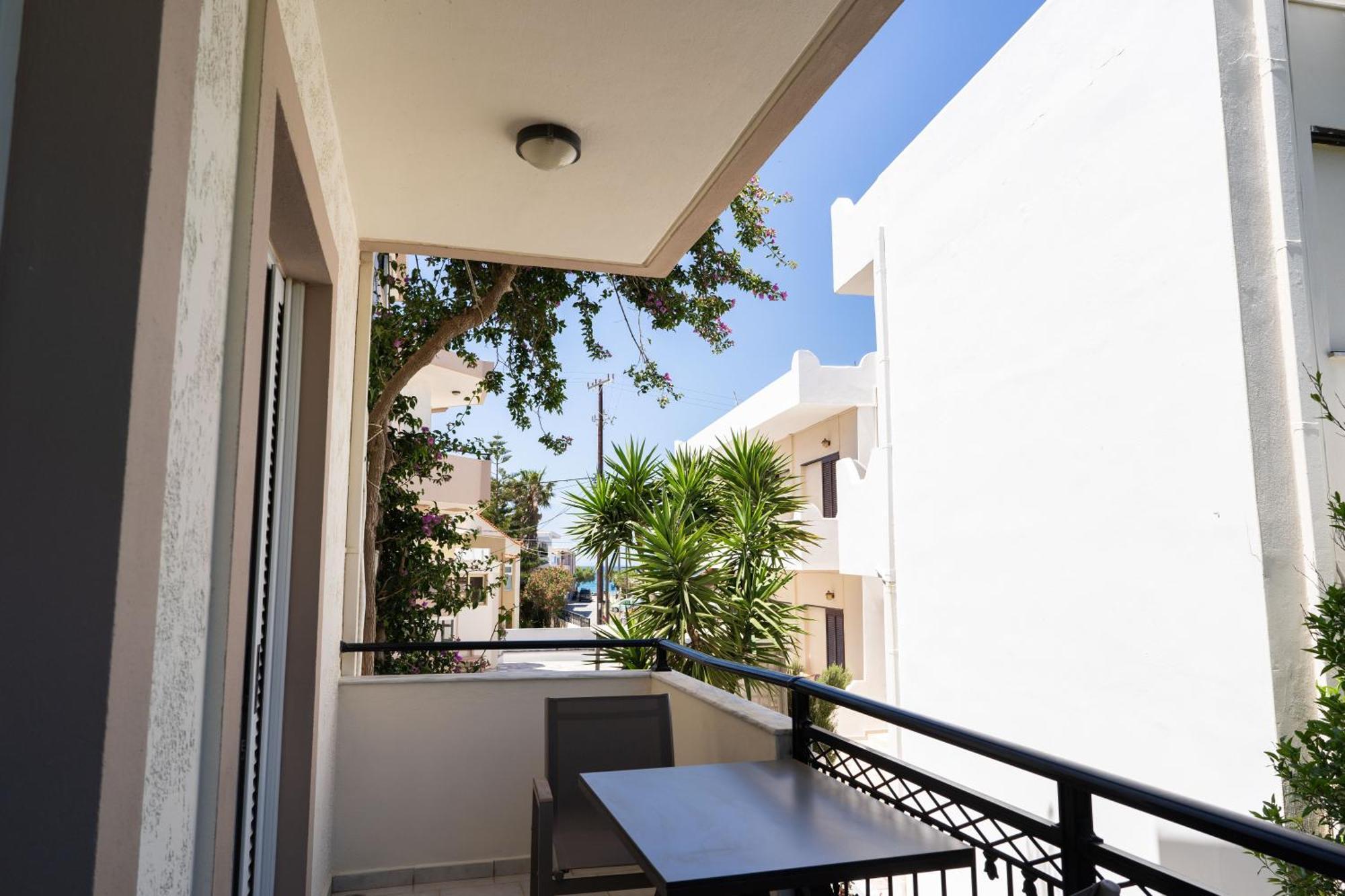Medousa Studio & Apartments Plakias Extérieur photo